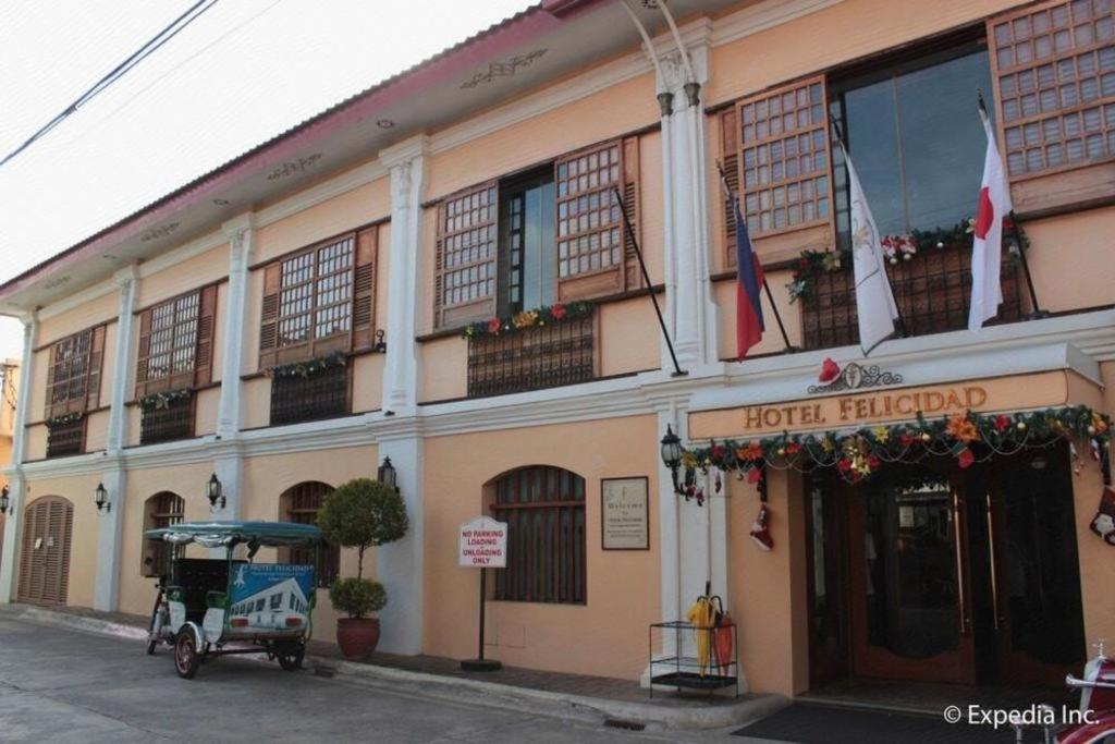 Hotel Felicidad Vigan Zewnętrze zdjęcie